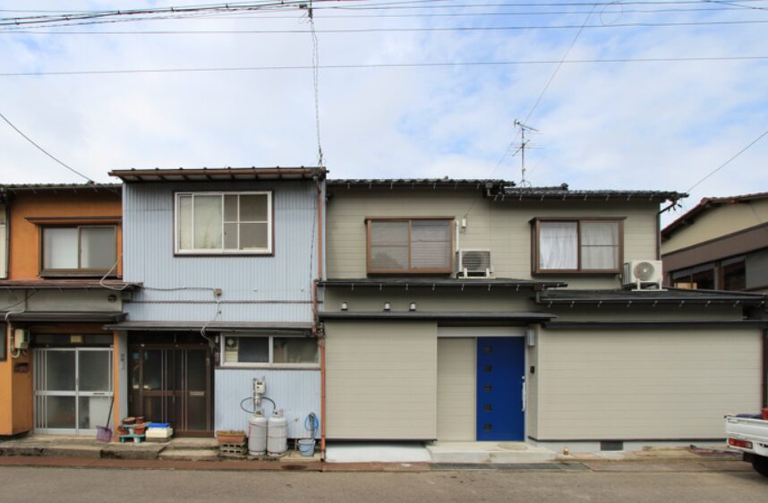 二軒の長屋住宅を全面フォーム