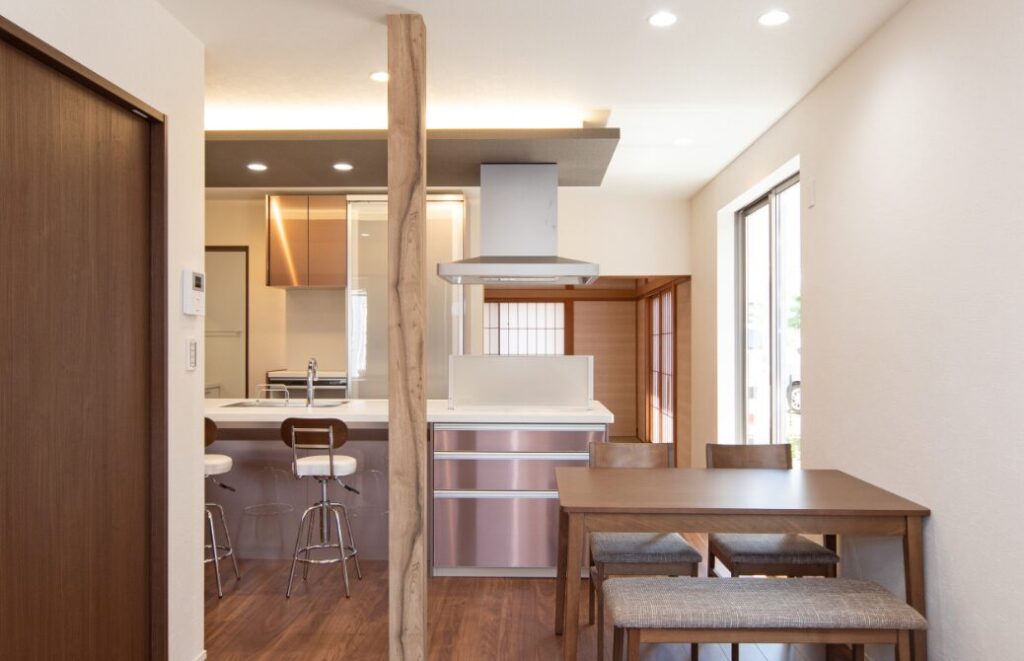 スペースを活かした家